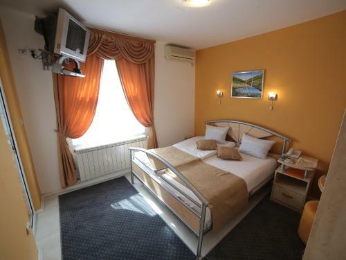Hotel ?eneva