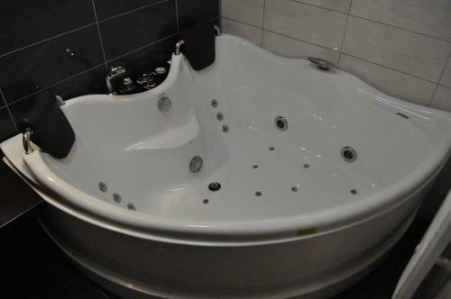 Hostal Guesthouse Villa Milano