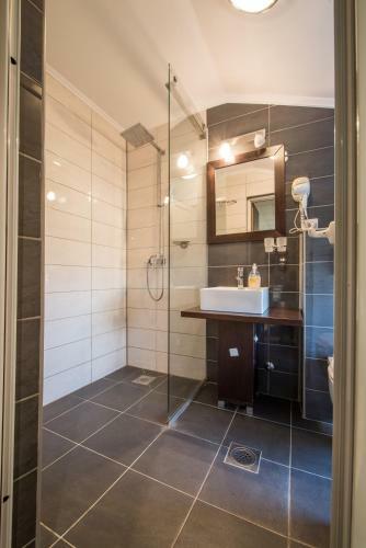 Hostal Guesthouse Villa Milano
