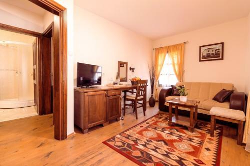 Hostal Ni? Downtown Apartments & Rooms