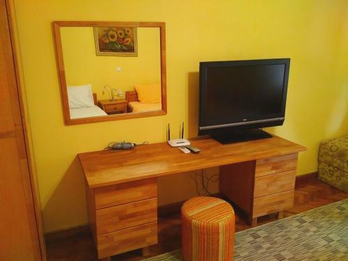 Hostal Laguna Green Guest House