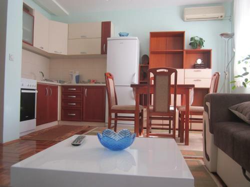 Apartments Bis Center