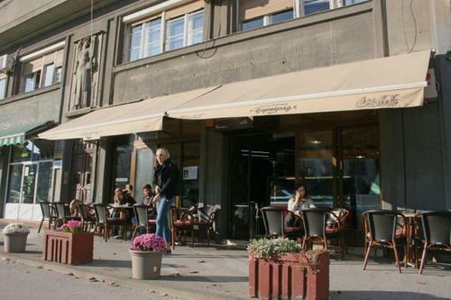 Center Lux Apartments