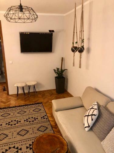 Natasha's Sauna Apartment In Central Novi Sad