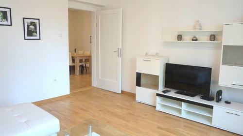 Stefana Stefanovica Apartment