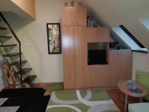 Sweet Home Center Apartment