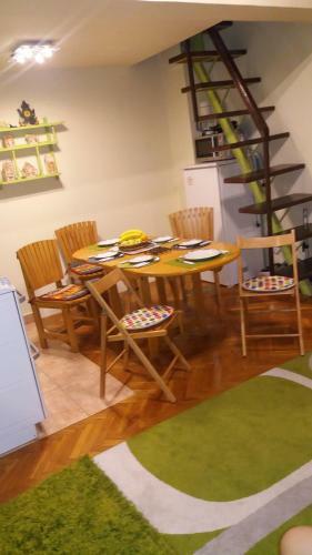 Sweet Home Center Apartment