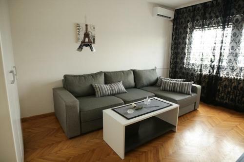 Apartman Gold II