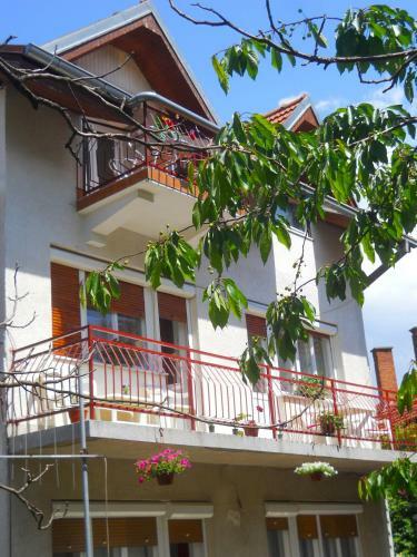 Apartments Bisa