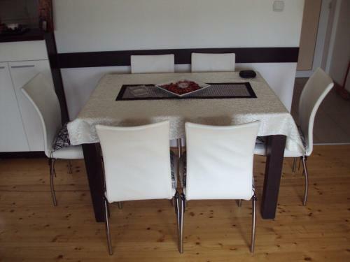 Apartamentos Alex Banja
