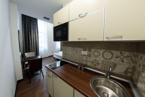 Hostal Lux Apartmani Alibi