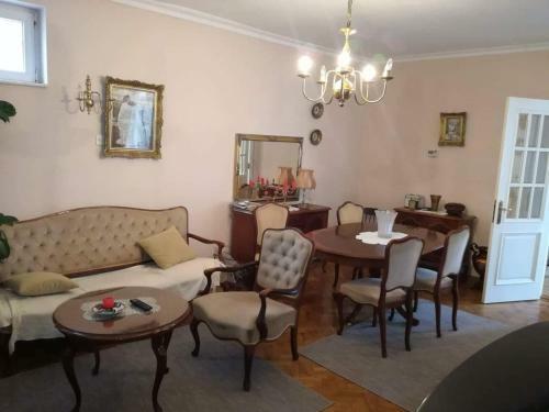 Hostal Vila Jelena