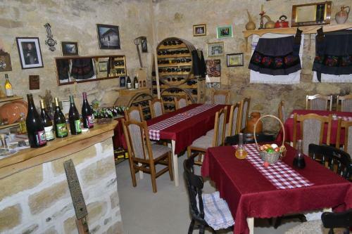 Hostal "pivnica I Smestaj Jovanovic"- Rogljevacke Pivnice