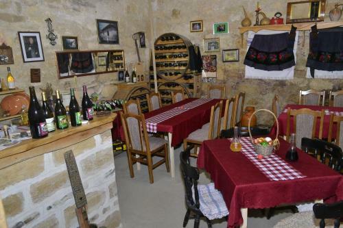 Hostal "pivnica I Smestaj Jovanovic"- Rogljevacke Pivnice