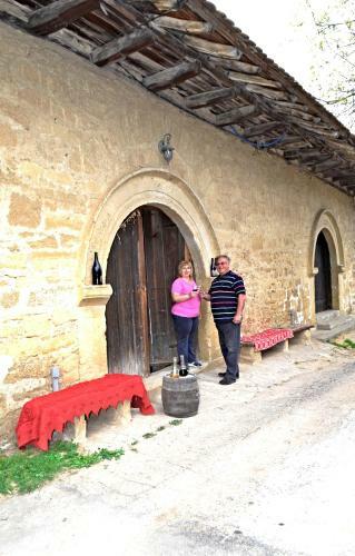 Hostal "pivnica I Smestaj Jovanovic"- Rogljevacke Pivnice