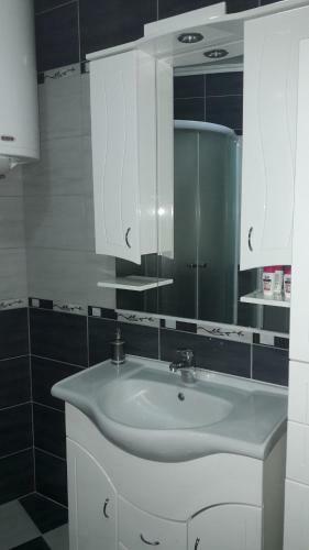 Apartments Royal Menex