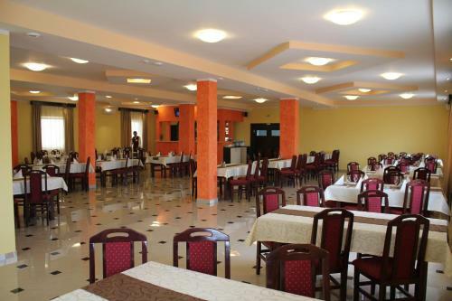 Hotel Feniks Po?arevac