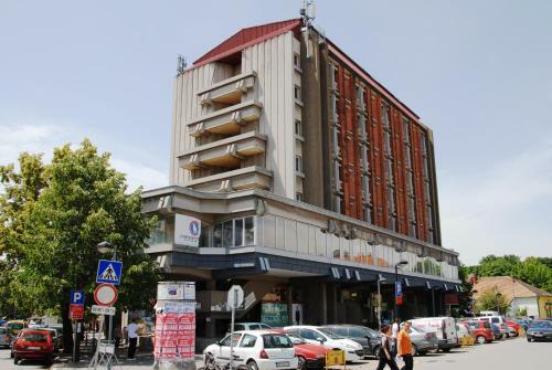 Hotel Dunav Po?arevac