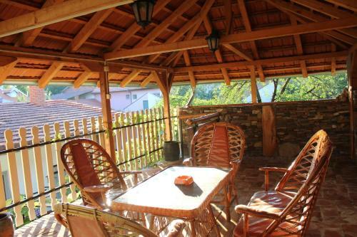 Hostal Guest House Villa Krstic