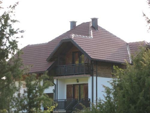 Apartment Tarski Konaci