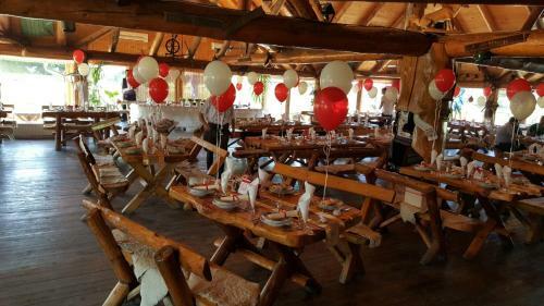 Hotel Etno Selo Moravski Konaci