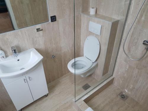 Apartman Simi? 2