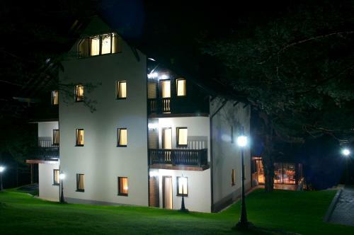 Apartamentos Vila Pina