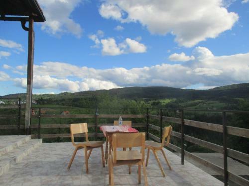 Hostal Guesthouse Borovi
