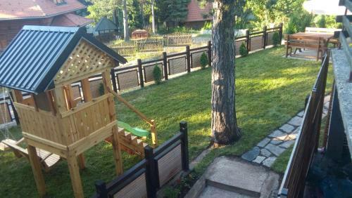 Lodge Apartmani Sredojevic