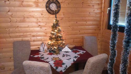 Agroturismo Brvnare Cottages Zakos