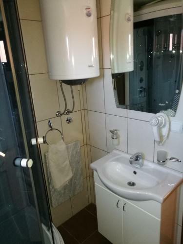 Agroturismo Brvnare Cottages Zakos