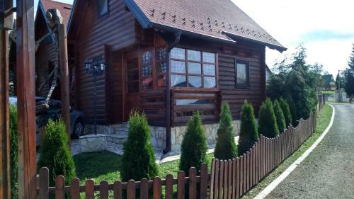 Agroturismo Brvnare Cottages Zakos