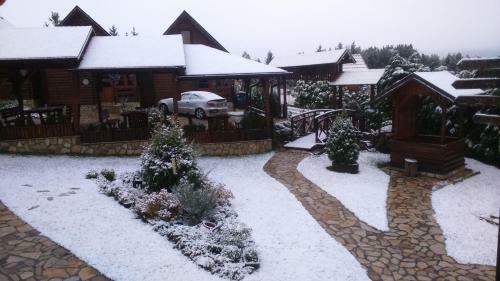 Agroturismo Brvnare Cottages Zakos