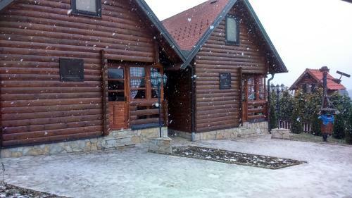 Agroturismo Brvnare Cottages Zakos