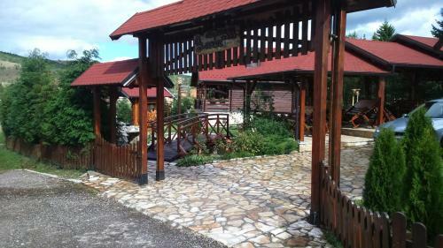 Agroturismo Brvnare Cottages Zakos