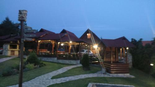 Agroturismo Brvnare Cottages Zakos