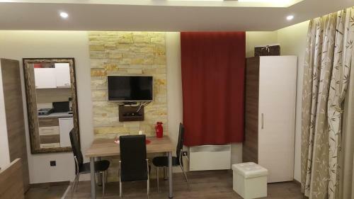 Apartman Mia Milmari F3