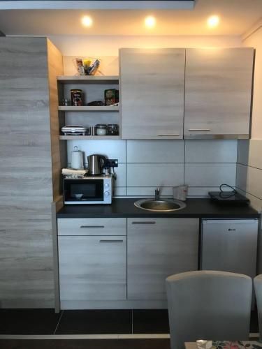 Adam Apartment Milmari M9