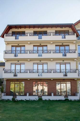 Apartman Nebo Premier Milmari