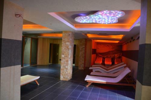 Hotel Milmari Resort