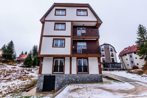 Apartmani ?lazar? I ?lena?