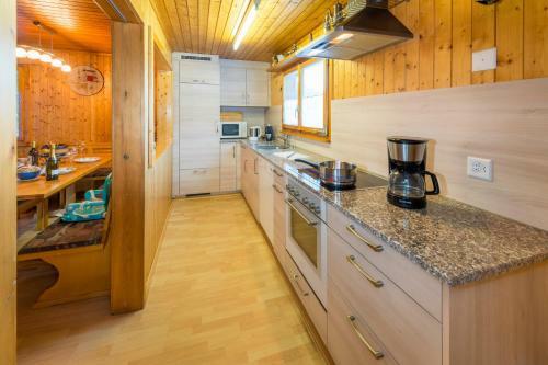 Chalet Sven & Marc Gr�chen/st. Niklaus Vs