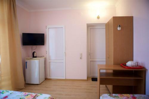 Hostal Bereg Anapy Guest House