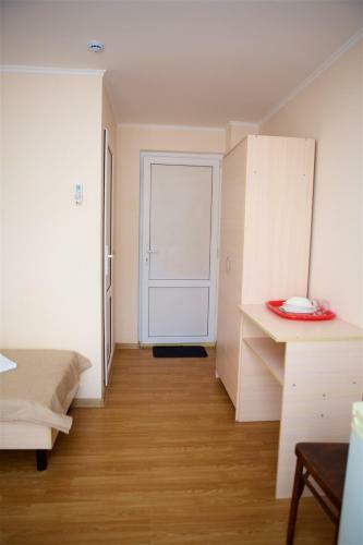 Hostal Bereg Anapy Guest House