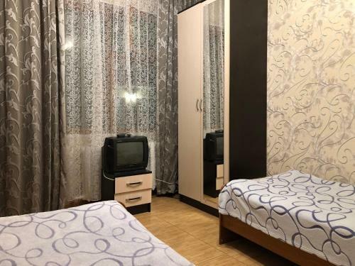 Hostal Guest House On Samburova 279