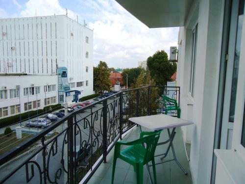 Yakor Hotel