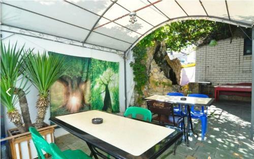 Hostal Astra Guest House