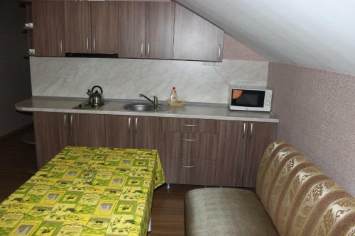 Hostal Atlant Guest House