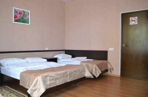 Hostal Atlant Guest House
