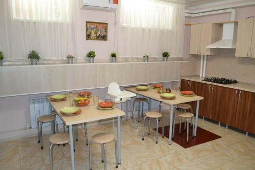 Hostal Atlant Guest House
